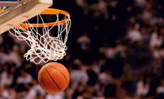 开云体育-布雷默攻防两端统治赛场，牙买加强势晋级力克秘鲁