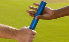 开云足球直播-德甲争冠夜，劳塔罗生涯之夜，当意甲神锋在德国舞台写下传奇