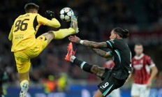 开云官方app入口-AC米兰横扫利物浦，阿什拉夫状态火热的简单介绍