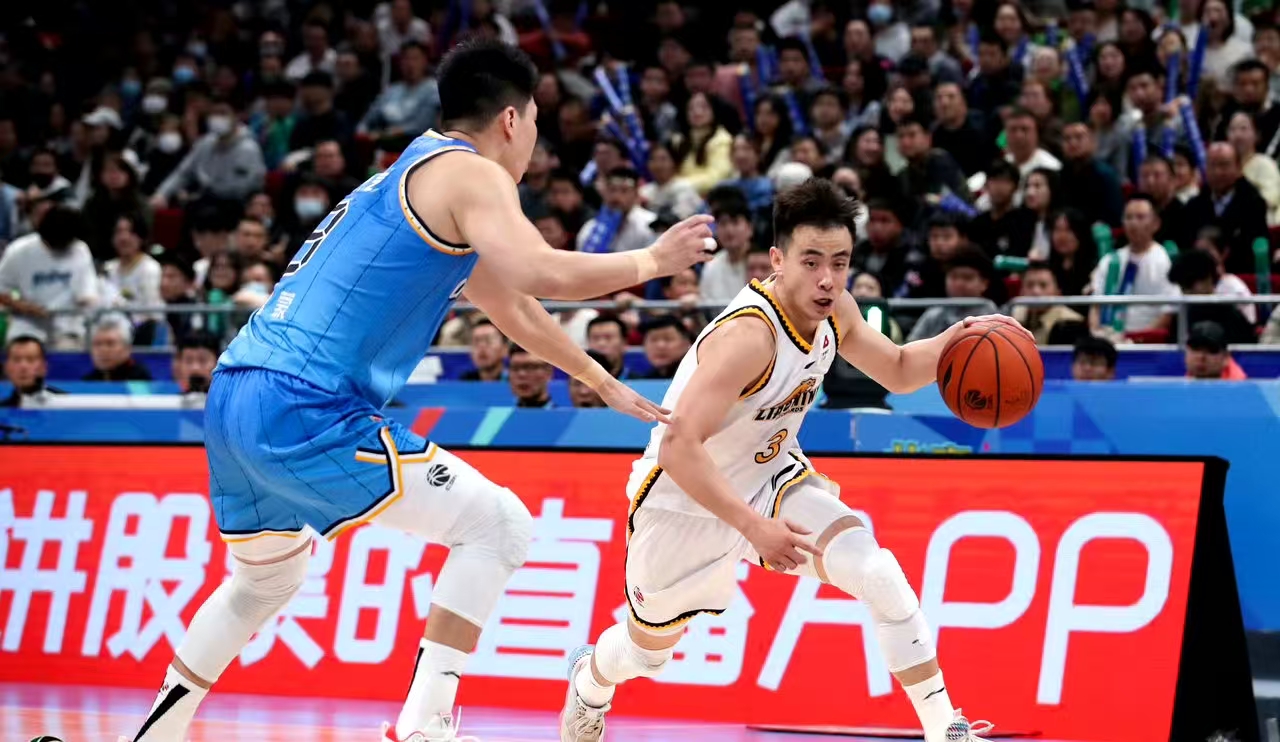 北京队客场不敌辽宁，遭遇两连败