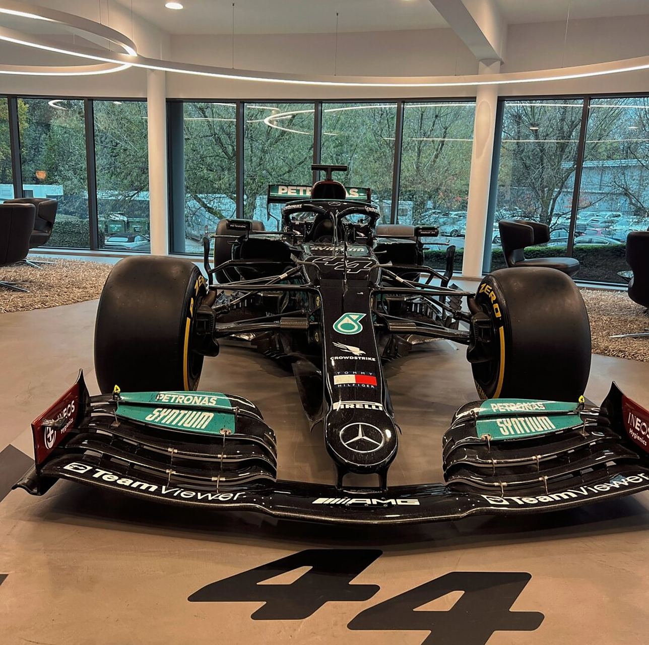 包含阿斯顿马丁轻取雷诺车队,汉密尔顿点燃赛场的词条 包含阿斯顿马丁轻取雷诺车队,汉密尔顿点燃赛场的词条