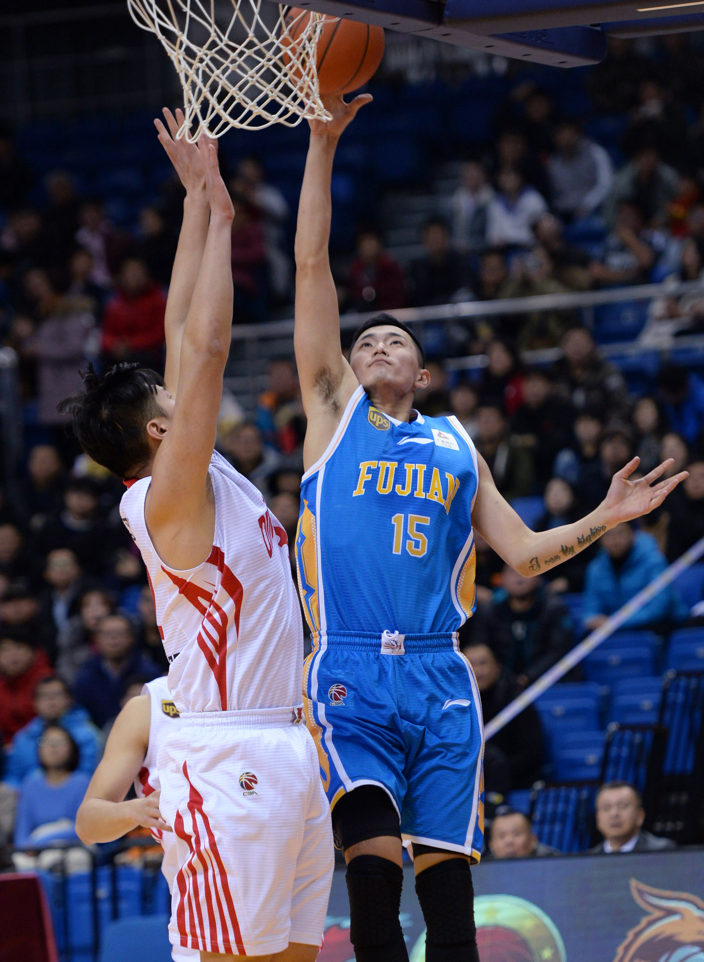 关于福建队险胜青岛队，东契奇扛起全队的信息