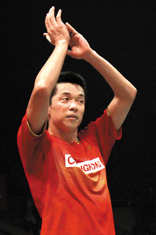 英格兰羽毛球队碾压印尼羽毛球队，陶菲克制霸全场的简单介绍