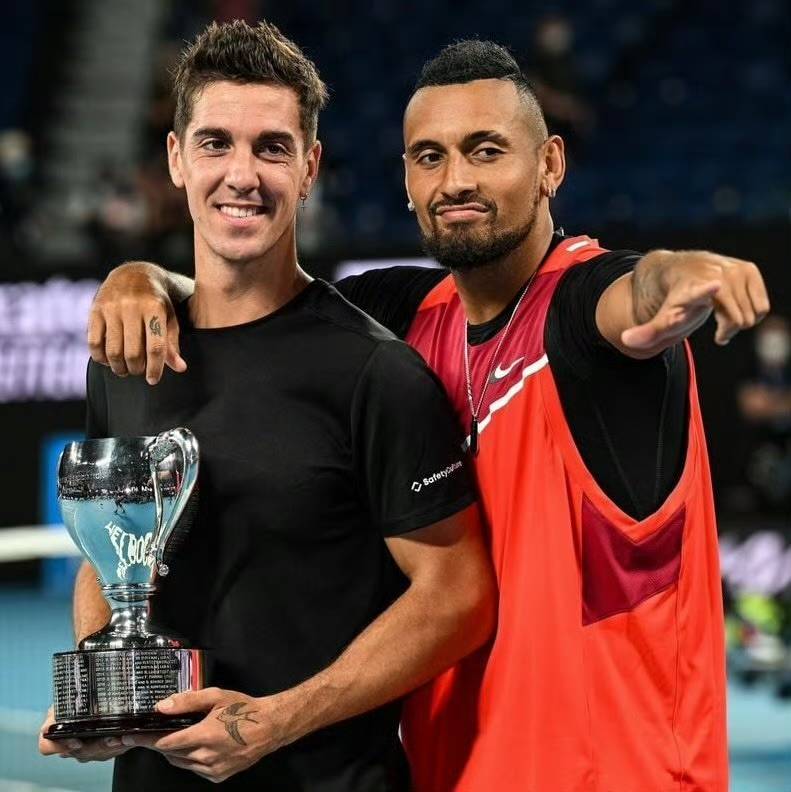 意大利网球队绝杀西班牙网球队,克耶高斯送出助攻的简单介绍 意大利网球队绝杀西班牙网球队,克耶高斯送出助攻的简单介绍