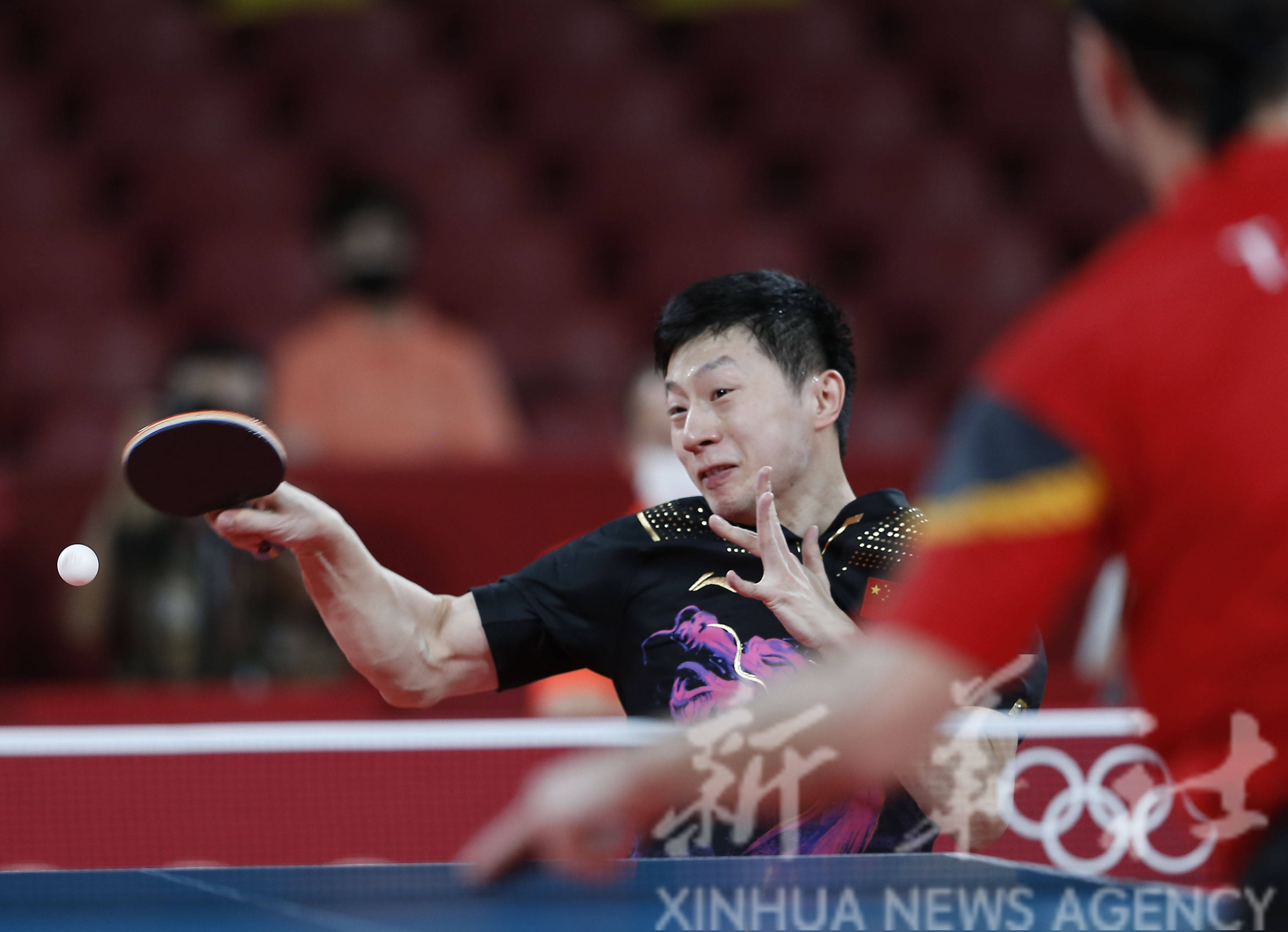 波兰乒乓球队险胜法国乒乓球队，许昕完成帽子戏法的简单介绍