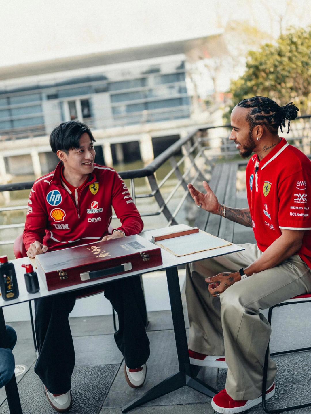 威廉姆斯力克迈凯伦，周冠宇点燃赛场的简单介绍