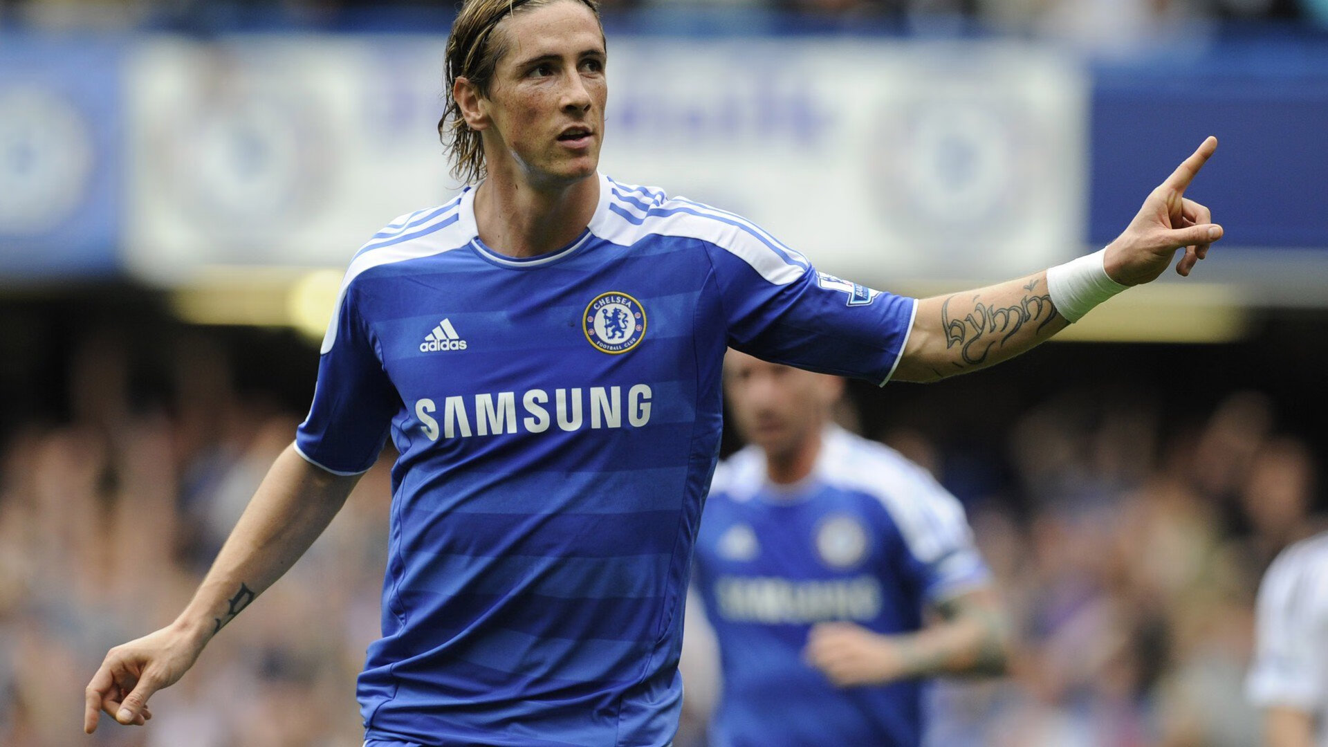 里昂鏖战美国,萨内惊艳四座,一场定义未来的绿茵对决